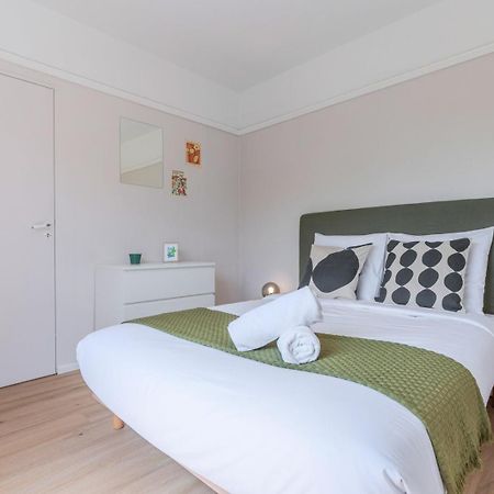 Spacious 3 Bedroom Apartment & Private Parking! Lambersart 외부 사진