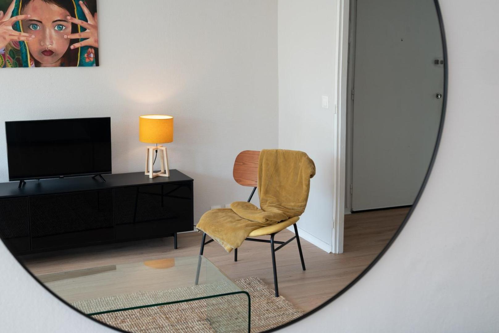 Spacious 3 Bedroom Apartment & Private Parking! Lambersart 외부 사진