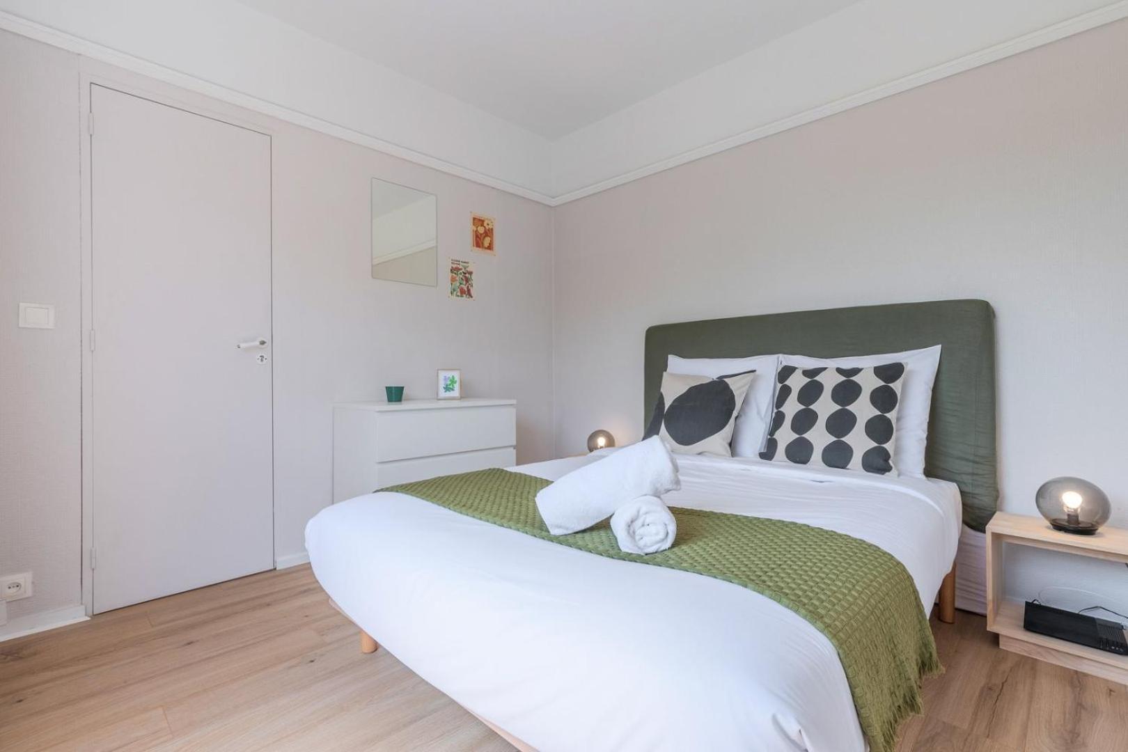 Spacious 3 Bedroom Apartment & Private Parking! Lambersart 외부 사진