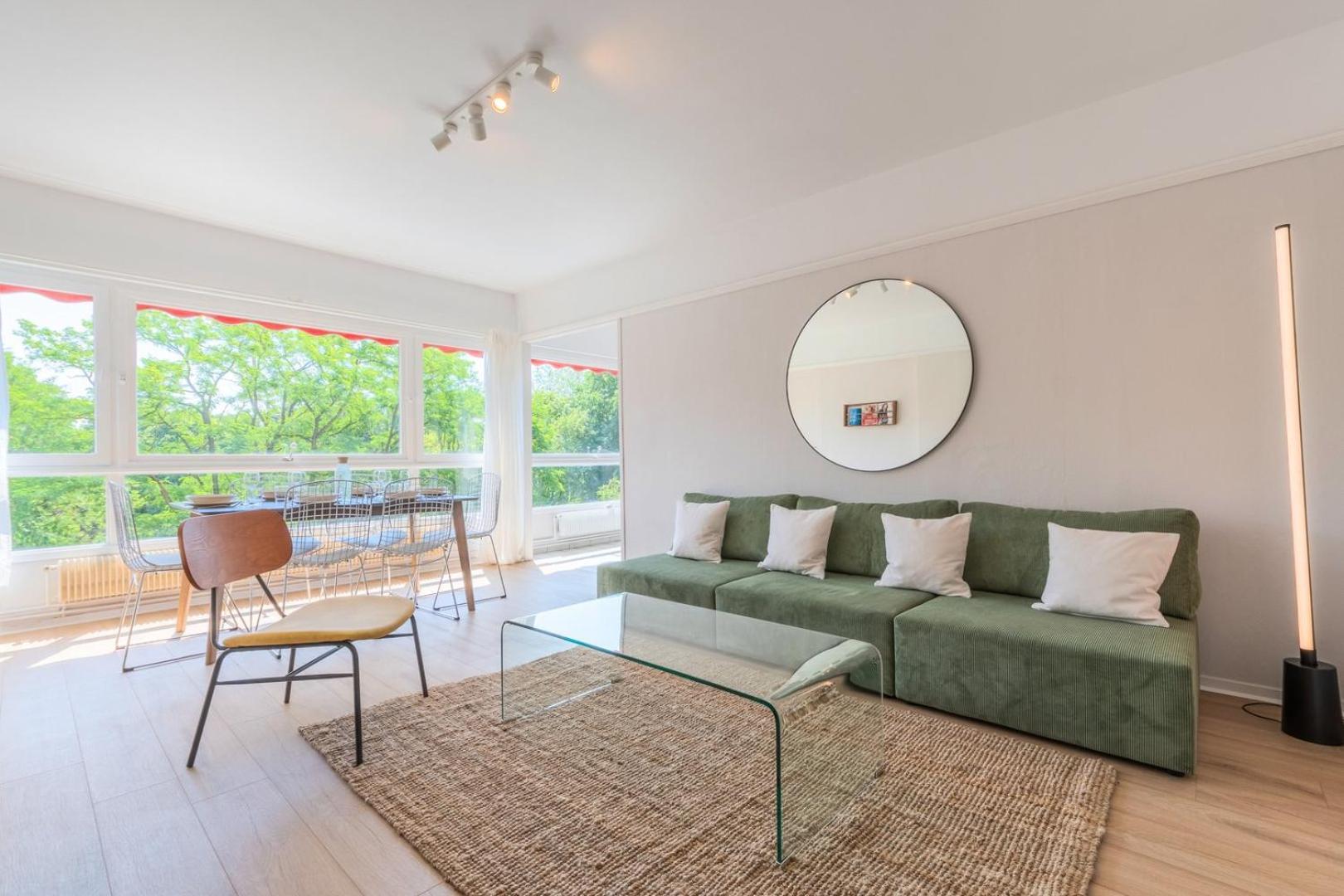 Spacious 3 Bedroom Apartment & Private Parking! Lambersart 외부 사진
